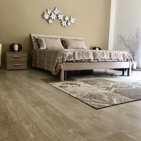 فندق مبيت وإفطار Montellinos Tortora 4*