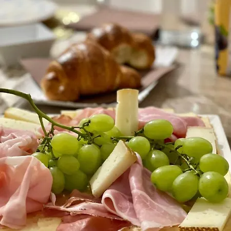 Bed & Breakfast Montellinos Tortora 4*