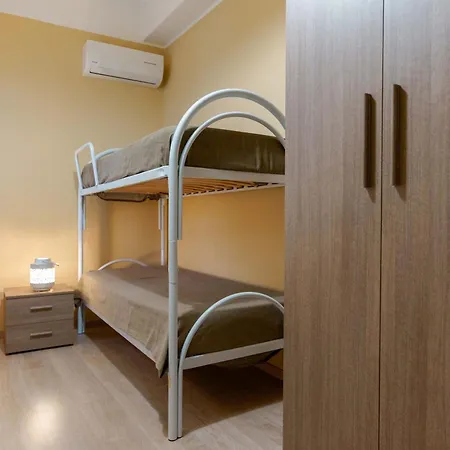 Bed & Breakfast Montellinos Tortora 4*
